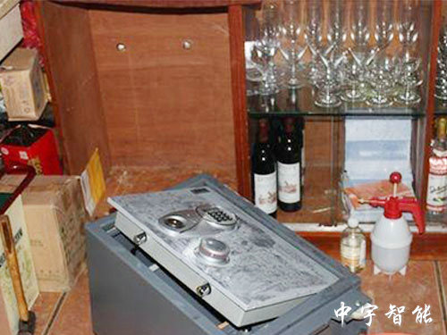 烟酒店盗窃